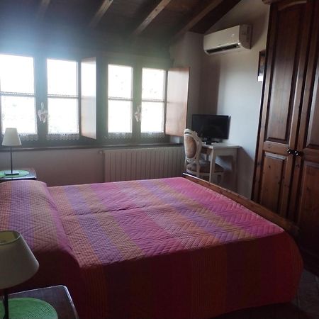 Bed&Breakfast Ca' di Vissai Arnasco Camera foto